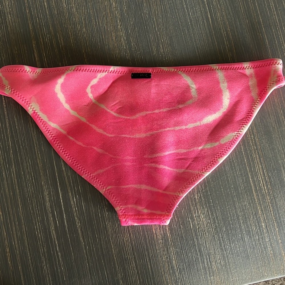 Triangle Swim Bottom. - Picture 3 of 4
